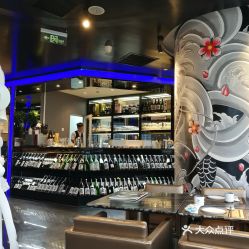 上海环球金融中心饭堂价格（上海环球金融中心餐厅 订餐电话）